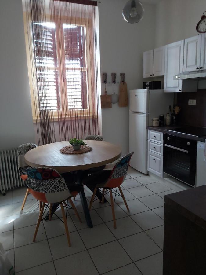 Karmen Apartment ซาดาร์ ภายนอก รูปภาพ